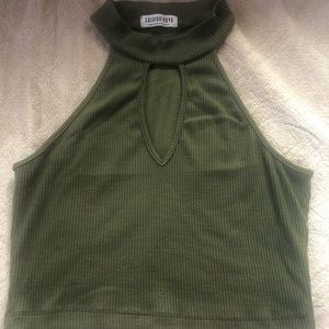 Crop shirt/ brand new / never use